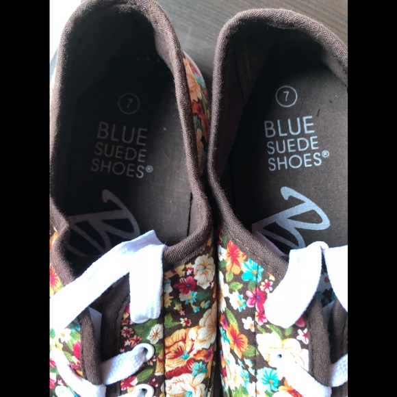 ❤️Flowery Flats- Blue Suede Shoes - Picture 2 of 4